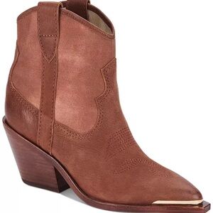 NWOB! Dolce Vita Nashe Western Booties